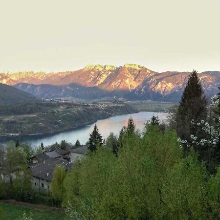 B&B Alba Sul Lago แปร์จีนา วัลซูกานา ภายนอก รูปภาพ